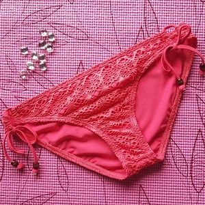 NWT Reef Tunnel Side Bikini Bottoms Sz. Medium
